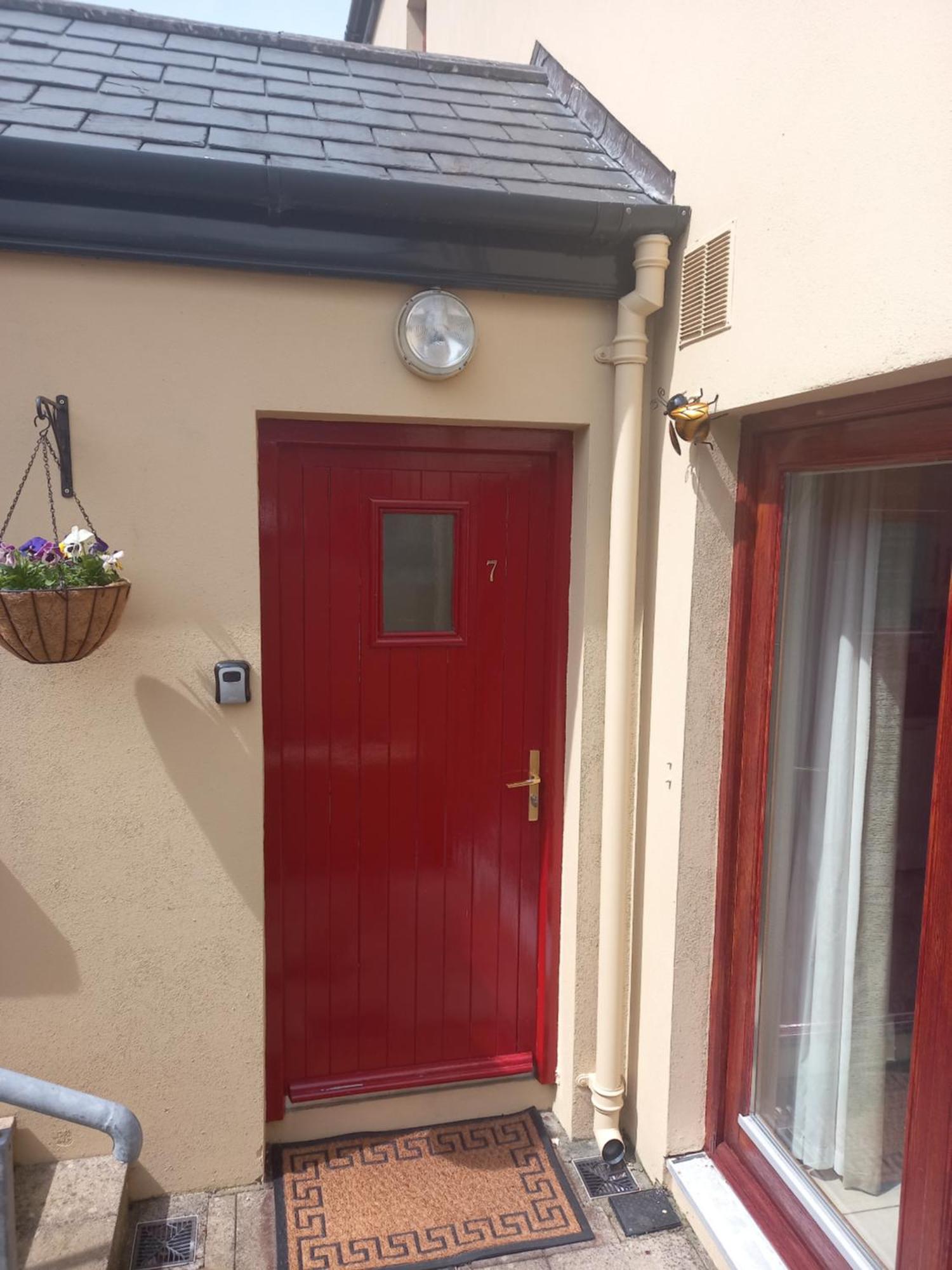 Town Square Holiday Homes Lisdoonvarna Exterior photo