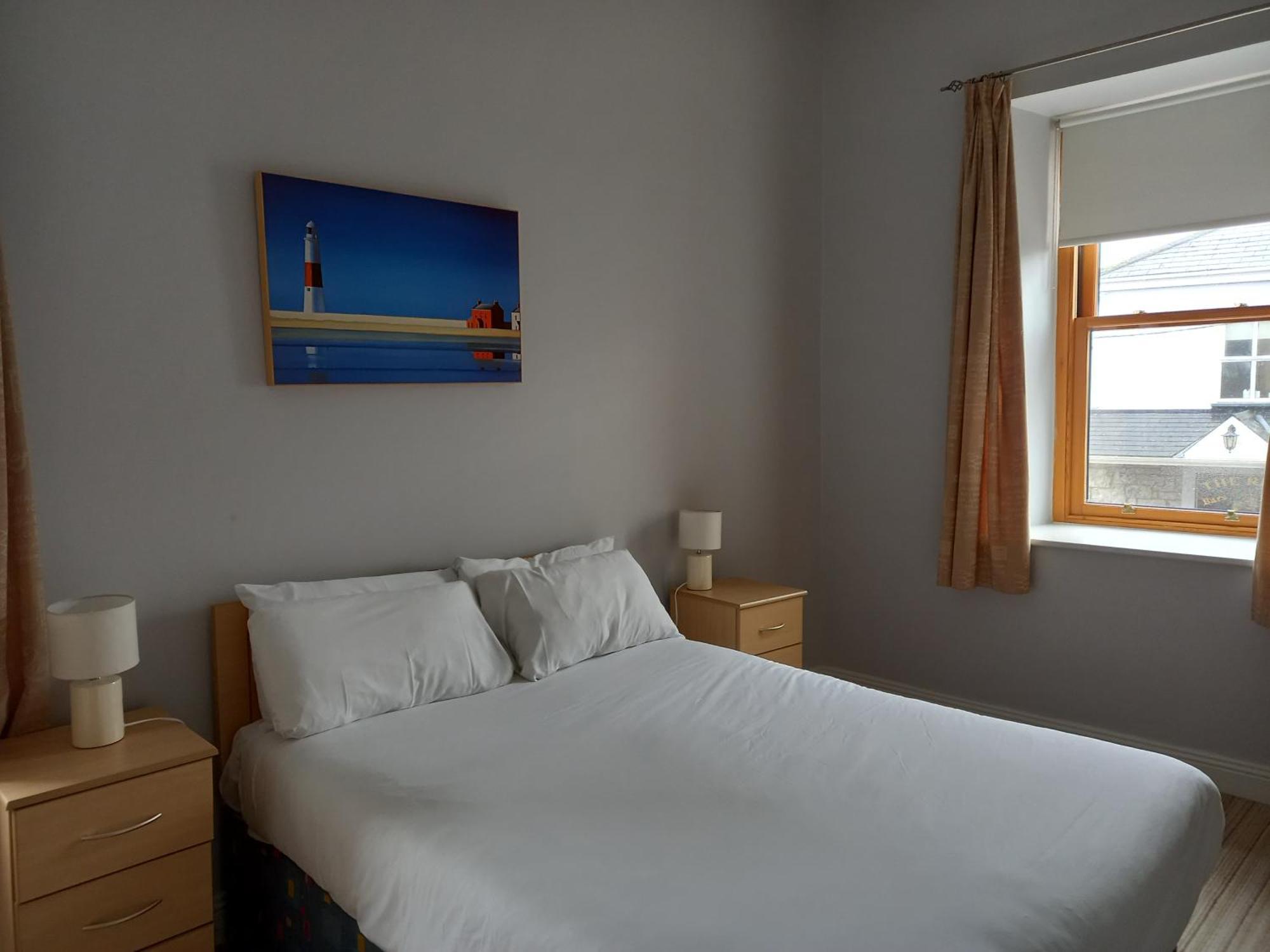 Town Square Holiday Homes Lisdoonvarna Room photo
